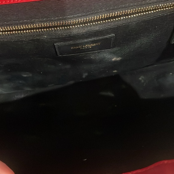 SAINT LAURENT
Grain De Poudre Matelasse Chevron Monogram Chain Wallet - Picture 10 of 13